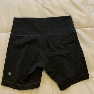 Lululemon Wunder Under Train Biker Shorts Heather Gray Size 10 With 6” Inseam